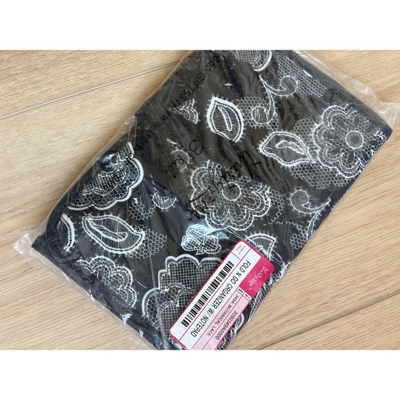 Thirty-One Fold N Go Organizer Botanical Lace w/ Notepad Black White NEW - Picture 2 of 3